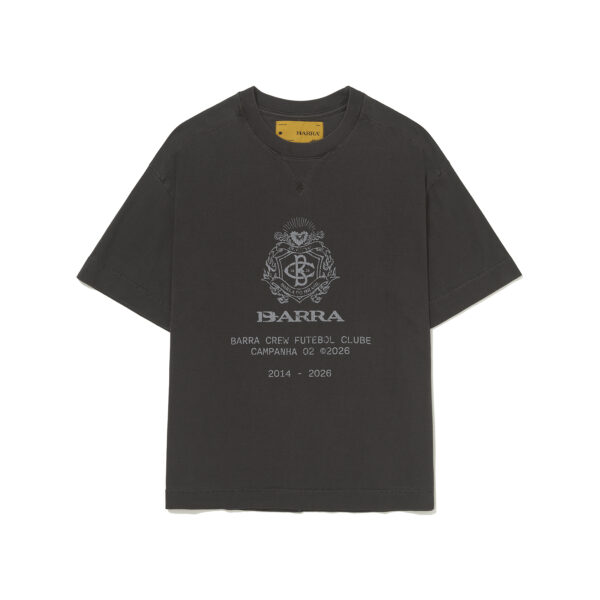 CAMISETA BRASÃO PRETA FRENTE CAMISETA BRASAO PRETA ESTONADA
