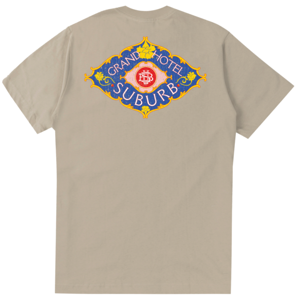 SUB S2 26 - 01020598 BEGE COSTAS CAMISETA REGULAR GRAND HOTEL BEGE