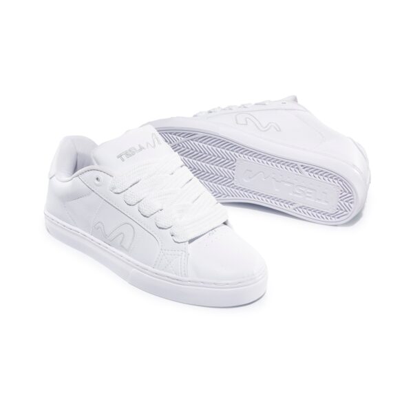 TÊNIS TESLA HERTZ ALL WHITE
