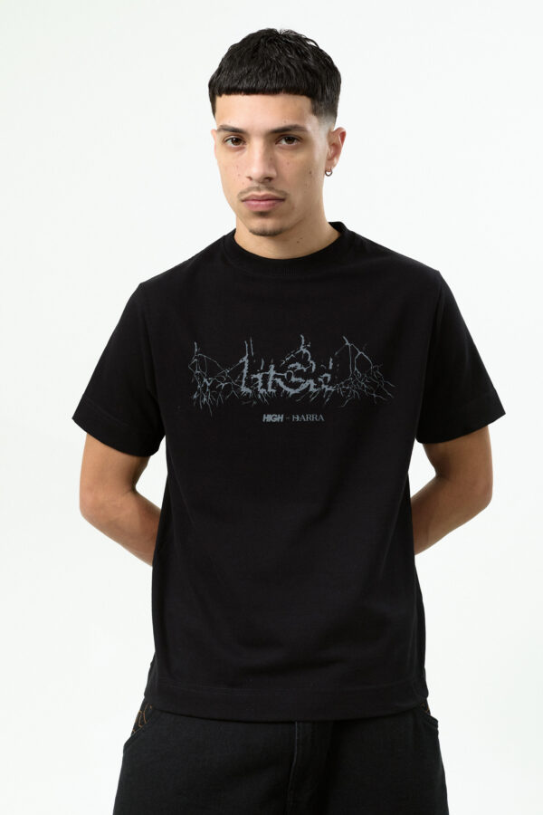 CAMISETA RAIZES PRETA